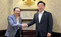 한국지역신문협회, 김두관 전 장관 '명예회장' 추대